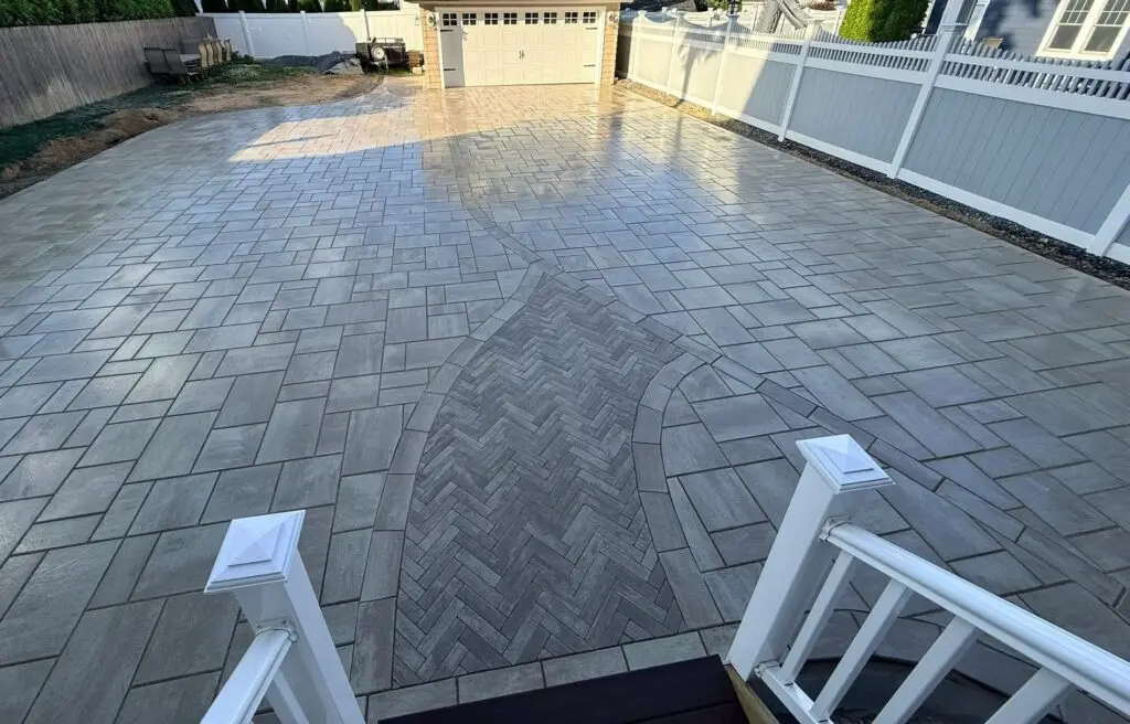 Trabajo De Bricks PATIO 1024x656